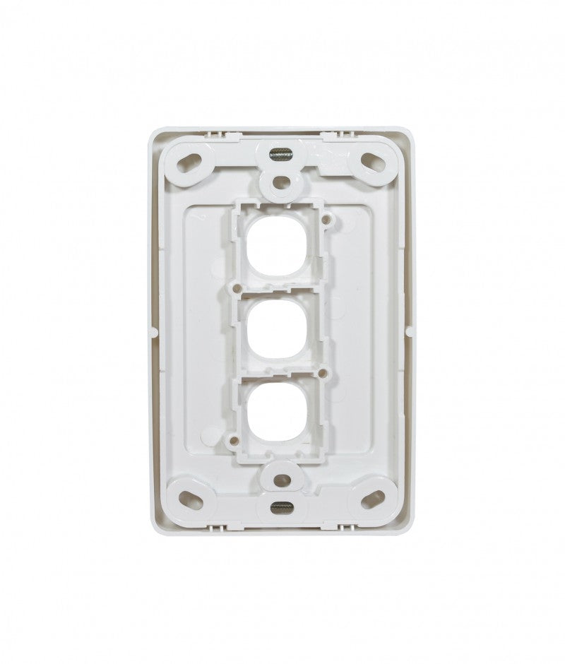 Cougar Switch Plate Vertical 3 Gang (COSWPV3G) GSM