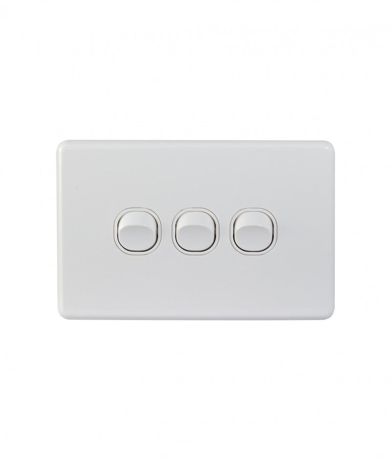 Puma Switch Horizontal 3 Gang 10AX/16A 250V (PUSW3G) GSM