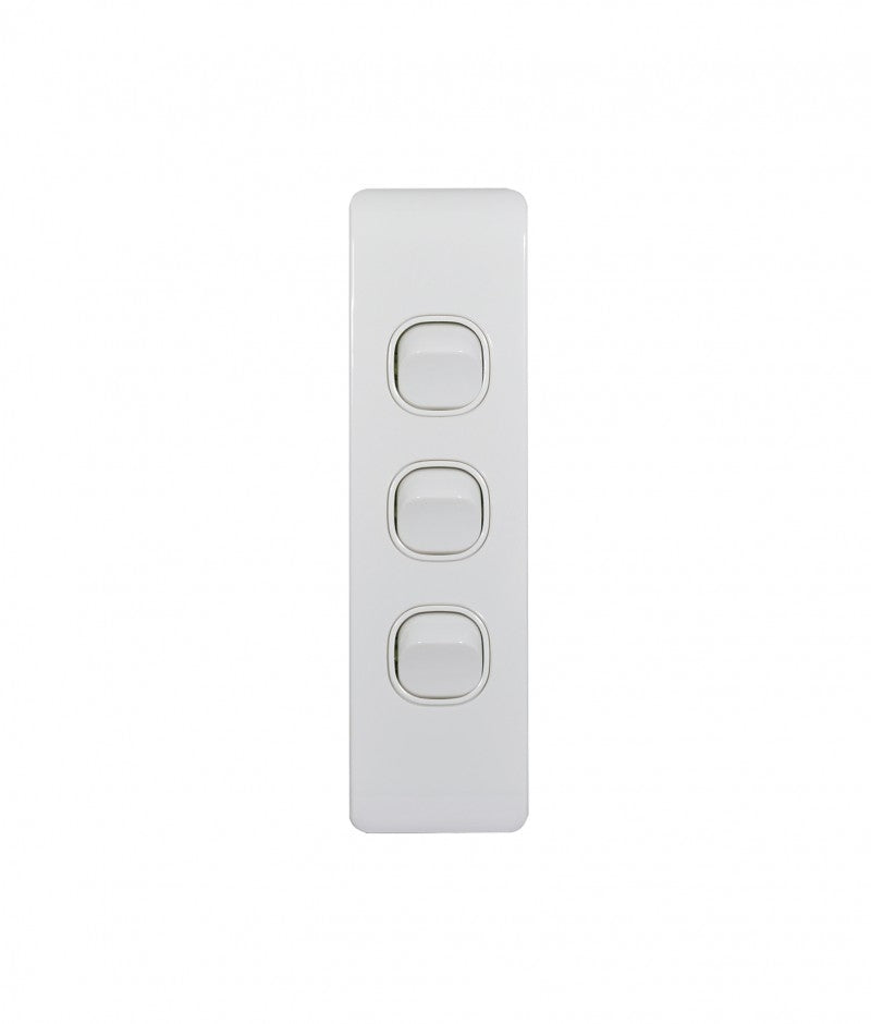 Leopard Switch Vertical Architrave 3 Gang 16AX/20A 250V (LESWVA3G) GSM