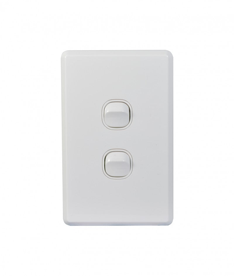 Cheetah Switch Vertical 2 Gang 16AX/20A 250V (CHSWV2G) GSM