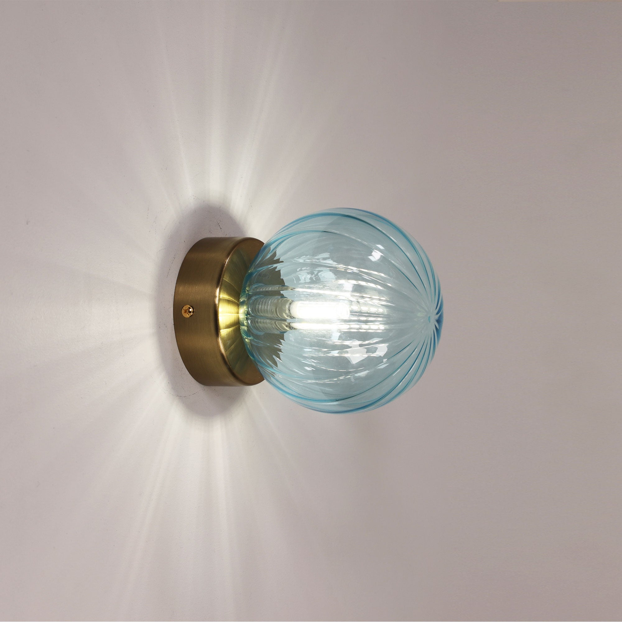 https://oriel-lighting.com.au/wp-content/uploads/2025/12/OL54229BL_LS1.jpg