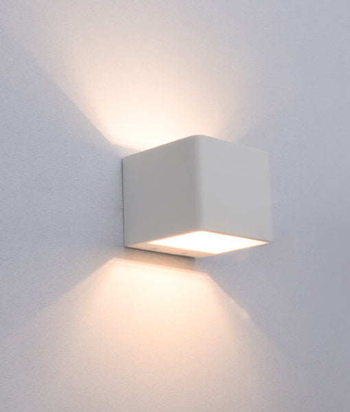 WALL INT S/M CITY LED WH CUBE 3000K 6W LONDON CLA LIGHTING