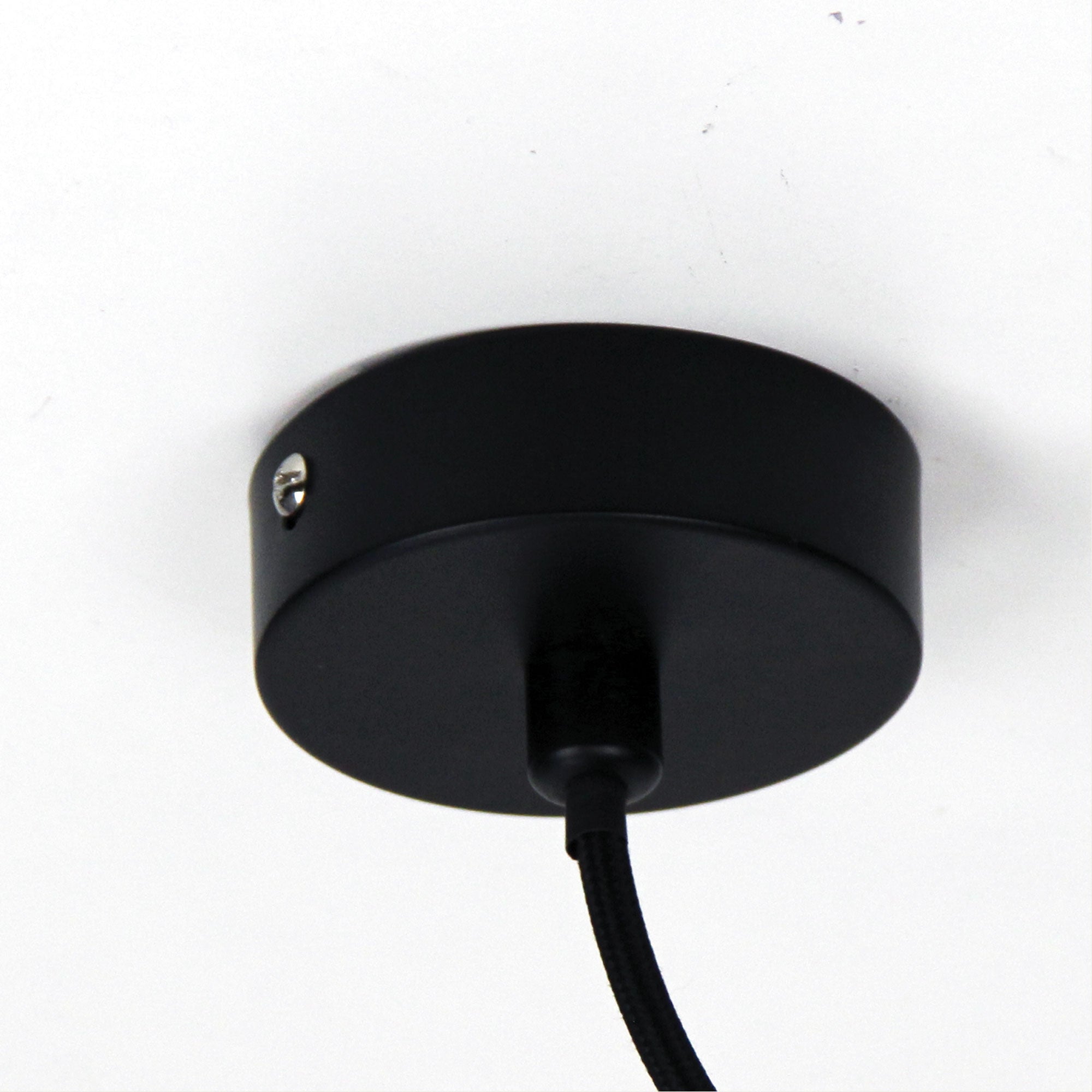 MUDAG.30 MEDIUM MESH PENDANT BLACK - OL64522BK