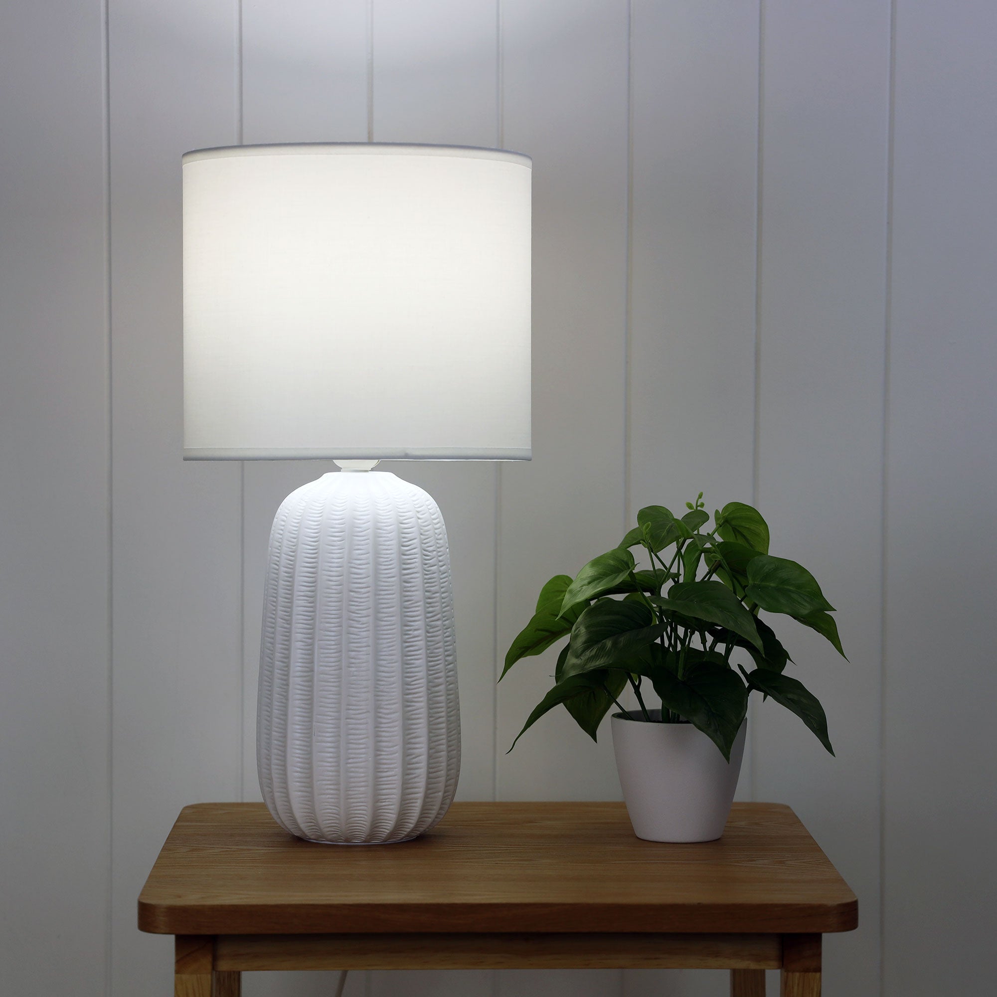 BENJY.25 COMPLETE TABLE LAMP WHITE - OL90111WH