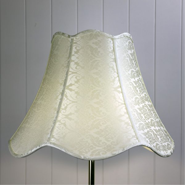 250-510-400 / 20" EMPIRE IVORY JACQUARD SCALLOP E27 OL91730