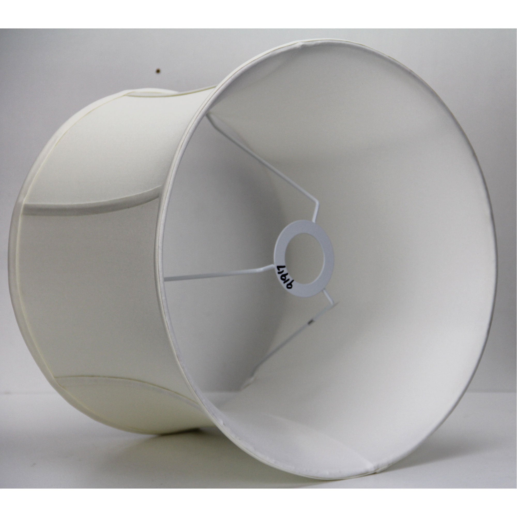 300-350-250 / 14" EMPIRE OFF-WHITE SHANTUNG E27 - OL91917