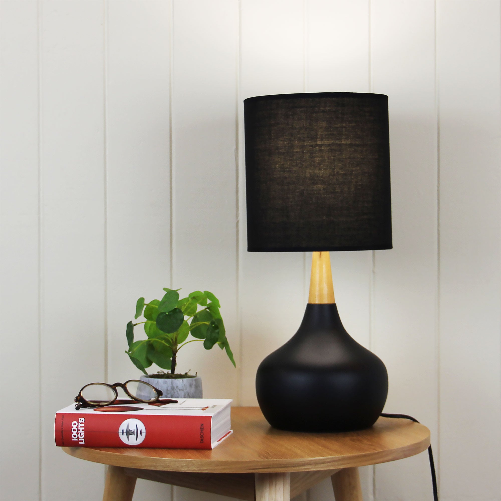 POD TOUCH LAMP BLACK ON-OFF - OL93125BK