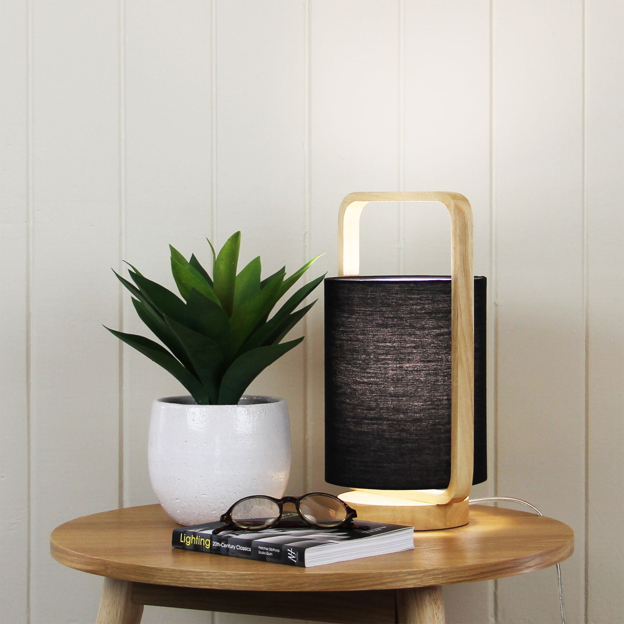 LUCIA TABLE LAMP WOOD / BLACK SHADE - OL93611BK