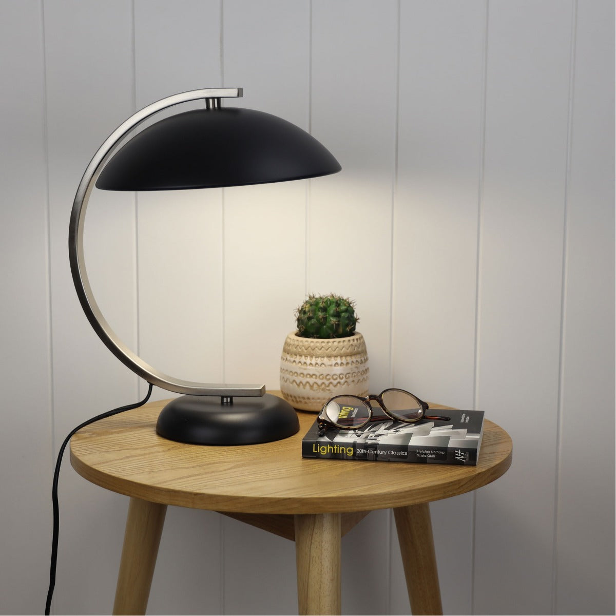 DECO TABLE LAMP BLACK & BRUSHED CHROME OL93941BC