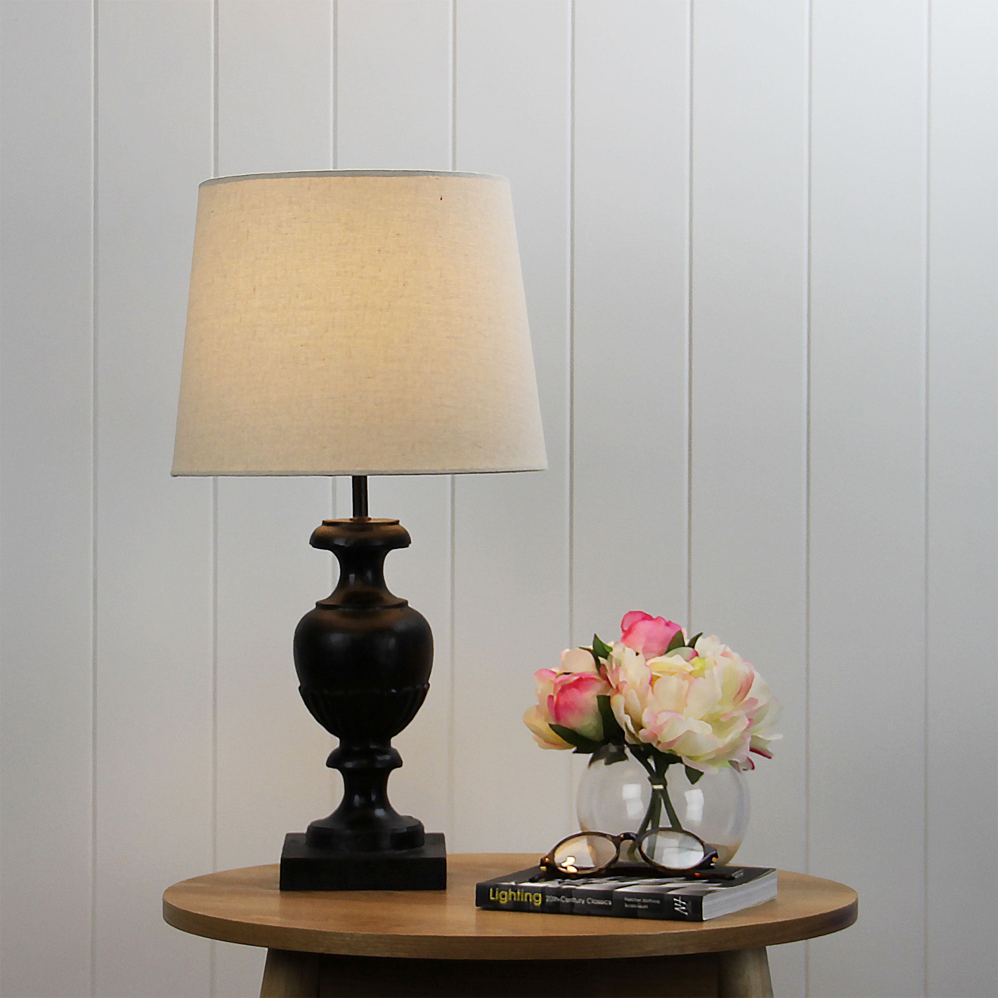 CADIZ TABLE LAMP Complete Resin Table Lamp - OL98880