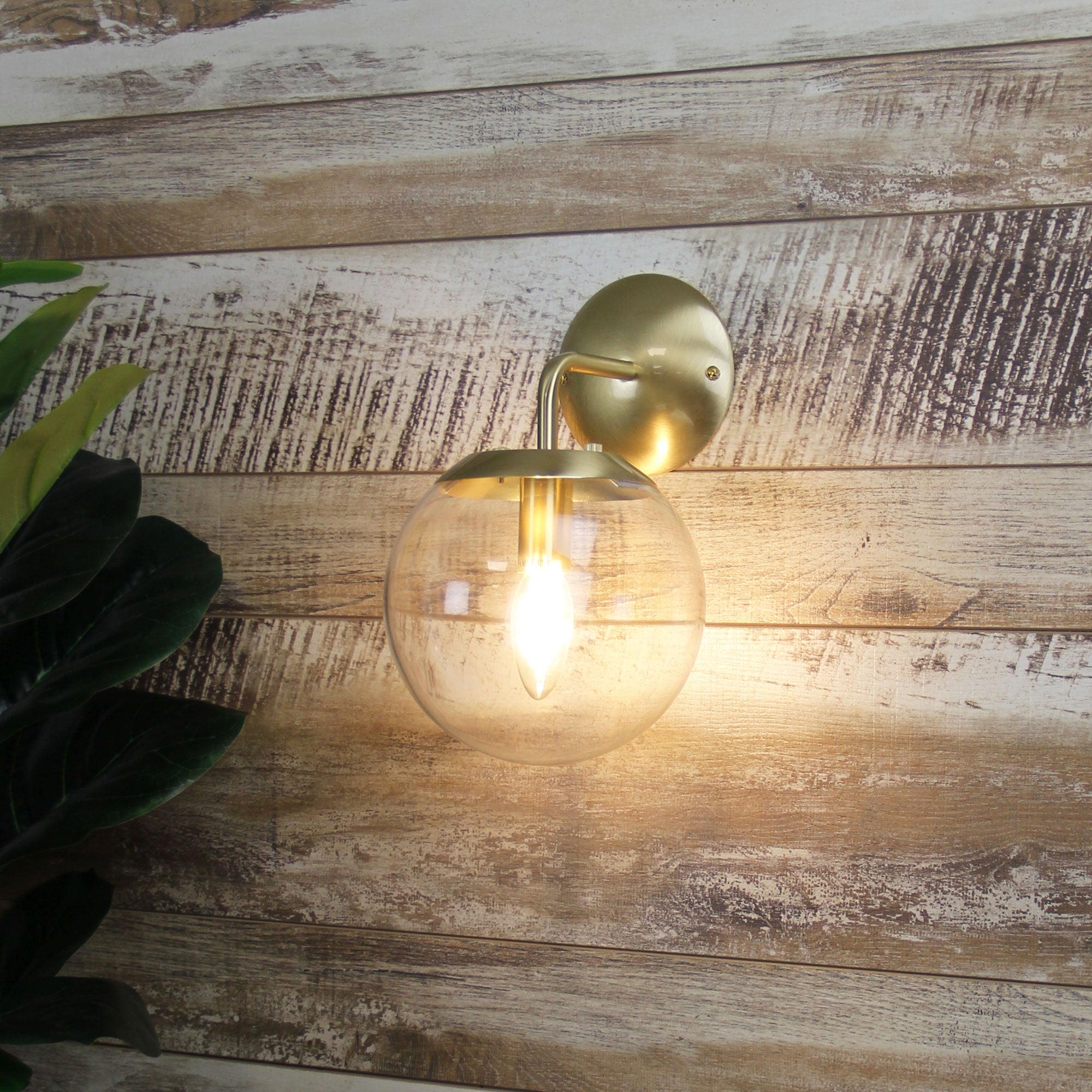 NEWTON WALL LIGHT Brushed Brass Brushed Brass and Clear Glass - SL64451BB