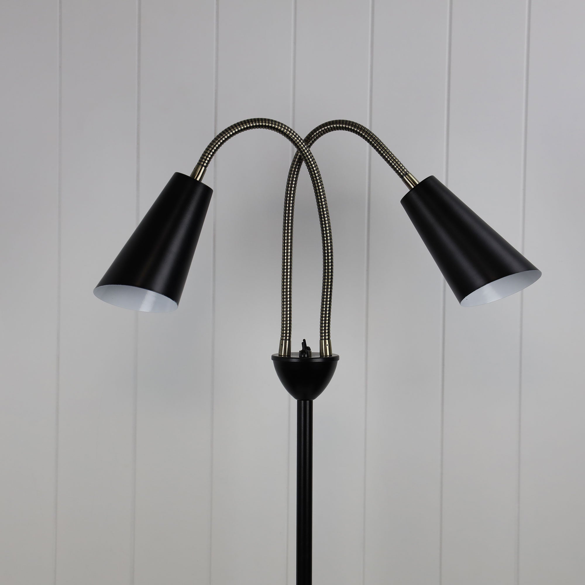 WALT TWIN FLOOR LAMP ANT BRASS + BLACK - SL98812AB