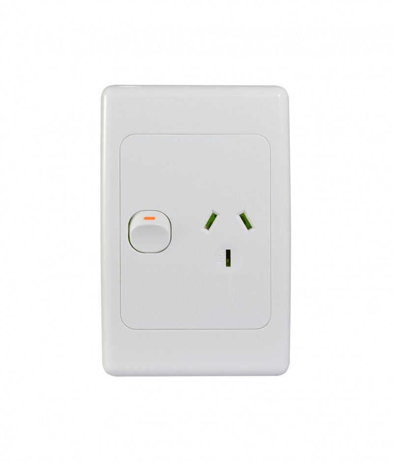 Cougar Power Point Switched Vertical 1 Gang 10A 250V (COPPV1G) GSM