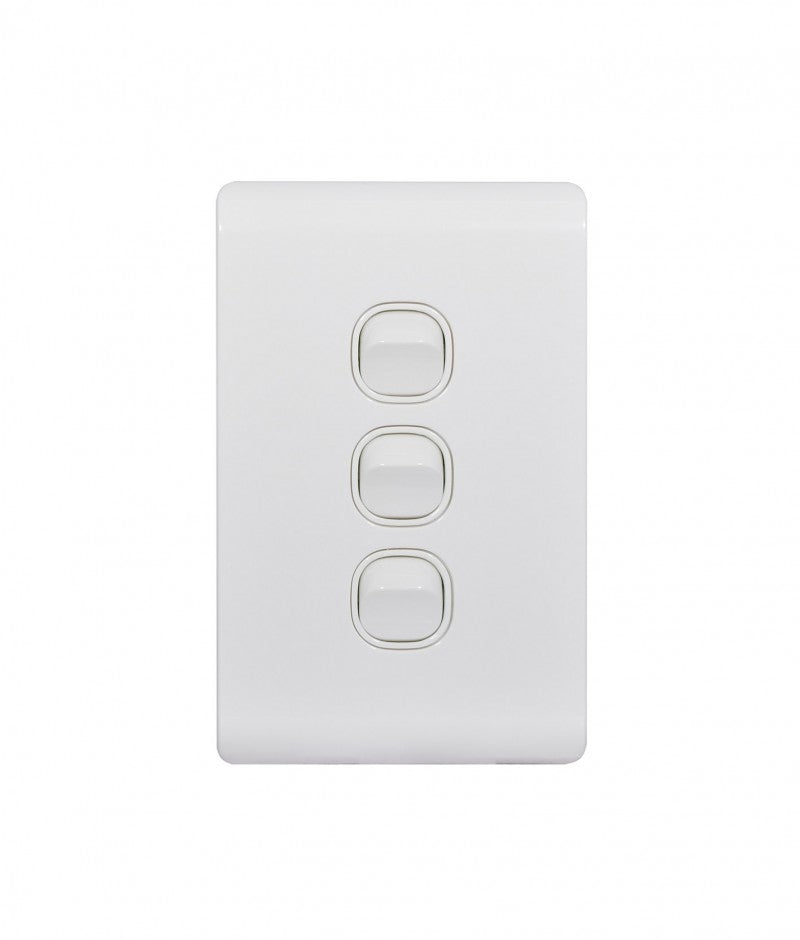 Leopard Switch Vertical 3 Gang 16AX/20A 250V (LESWV3GWHT) White GSM
