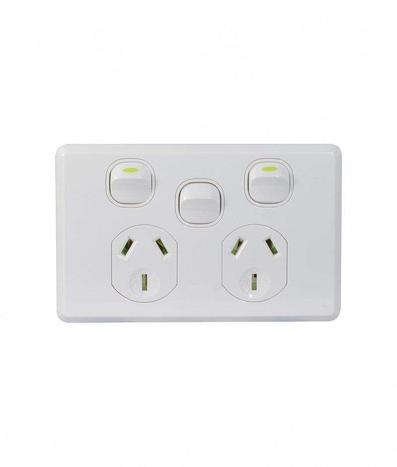 Cheetah Power Point Switched 2 Gang 10A 250V  With Extra Switch 16AX/20A (CHPPSW2G) GSM