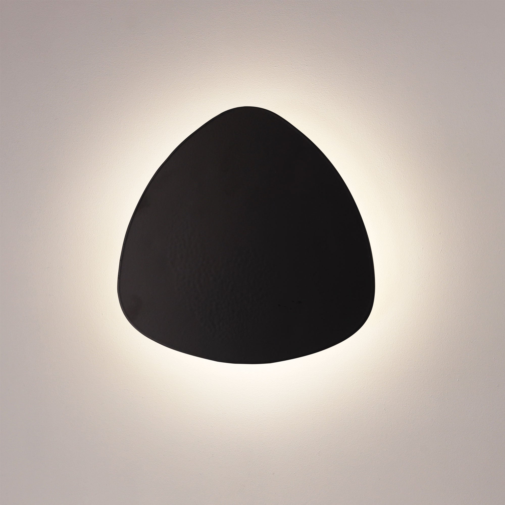 https://oriel-lighting.com.au/wp-content/uploads/2026/03/OL53251_20BK_LIT.jpg