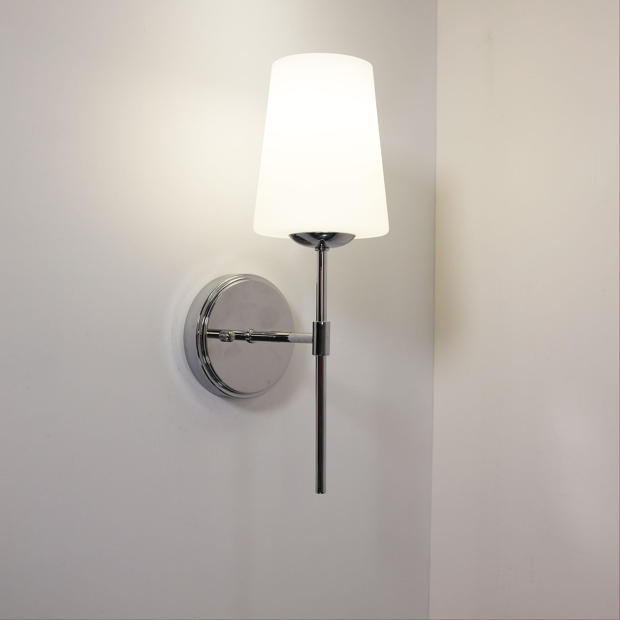 https://oriel-lighting.com.au/wp-content/uploads/2025/02/OL69463CH_LS1.jpg