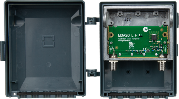 Kingray MDA20UT 19dB UHF Masthead Distribution Amplifier, Fully Shielded, Low Noise