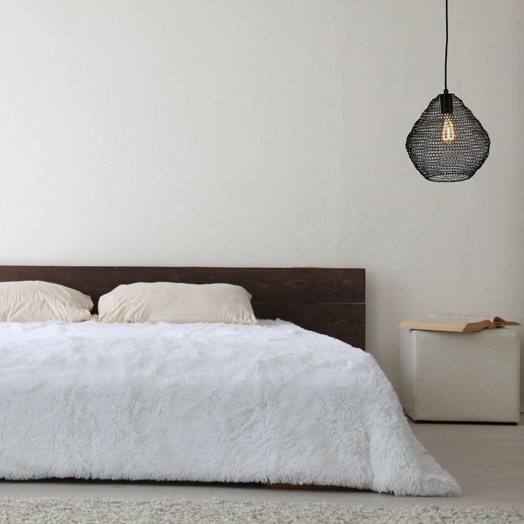 MUDAG.30 MEDIUM MESH PENDANT BLACK - OL64522BK