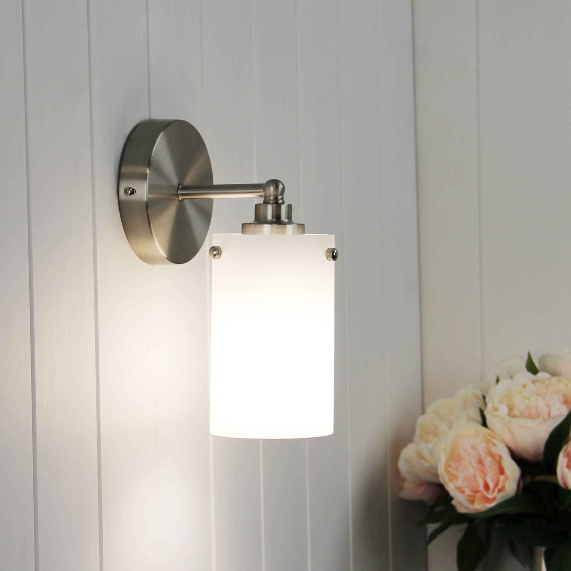 ZEST WALL LIGHT BRUSHED CHROME - OL69217/1BC