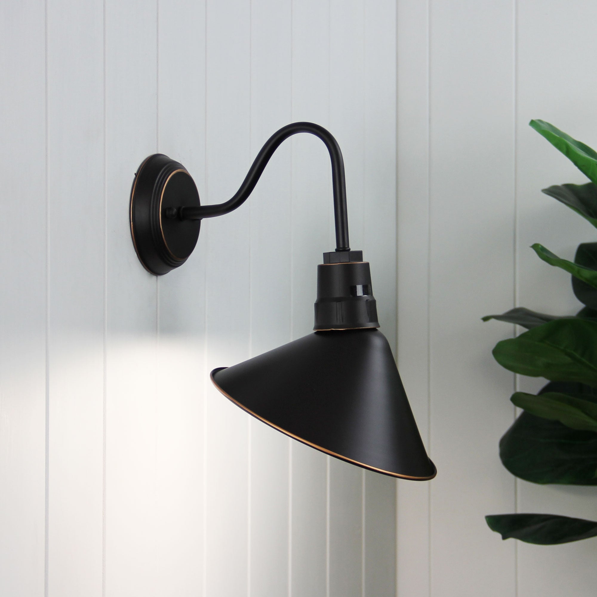 DERWENT WALL LIGHT RUBBED BRONZE (ORB) - OL69375RB