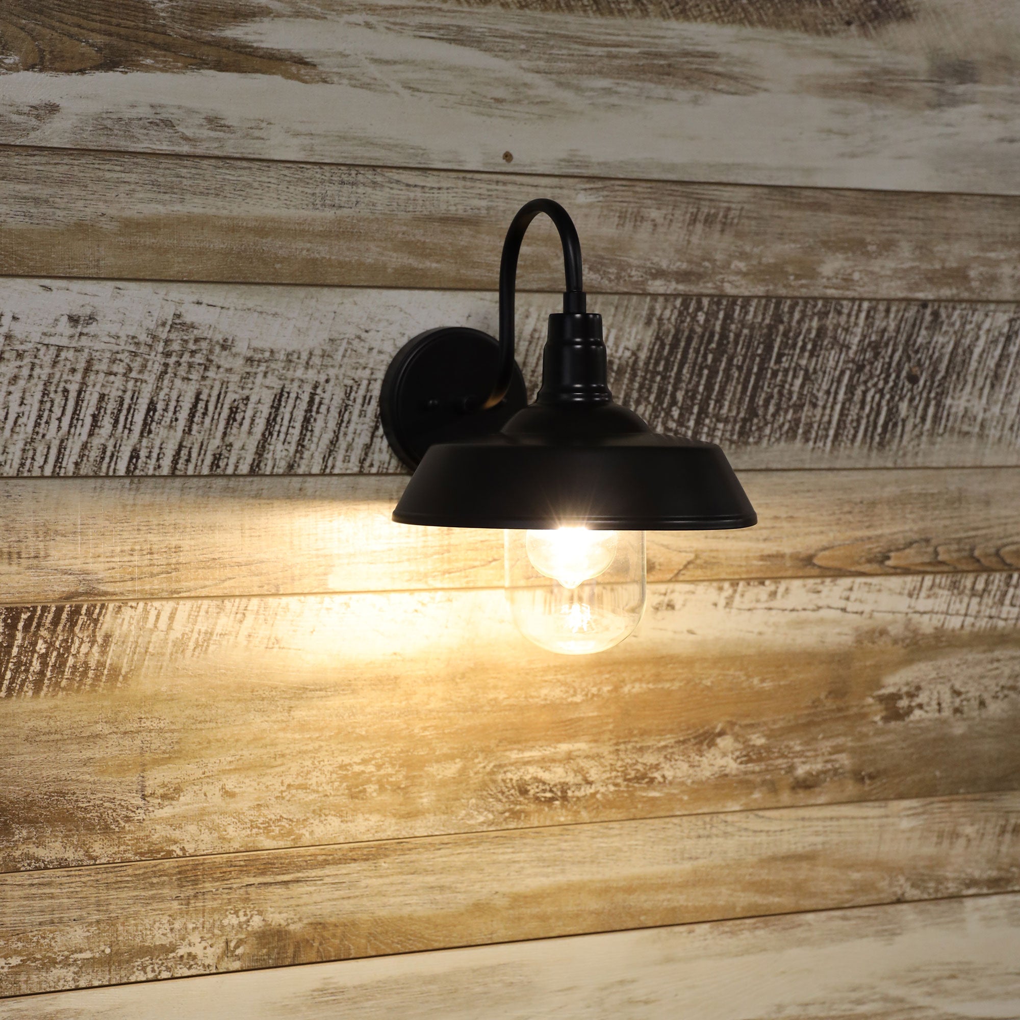 HUDSON BARN STYLE OUTDOOR LIGHT BLACK - OL7890BK