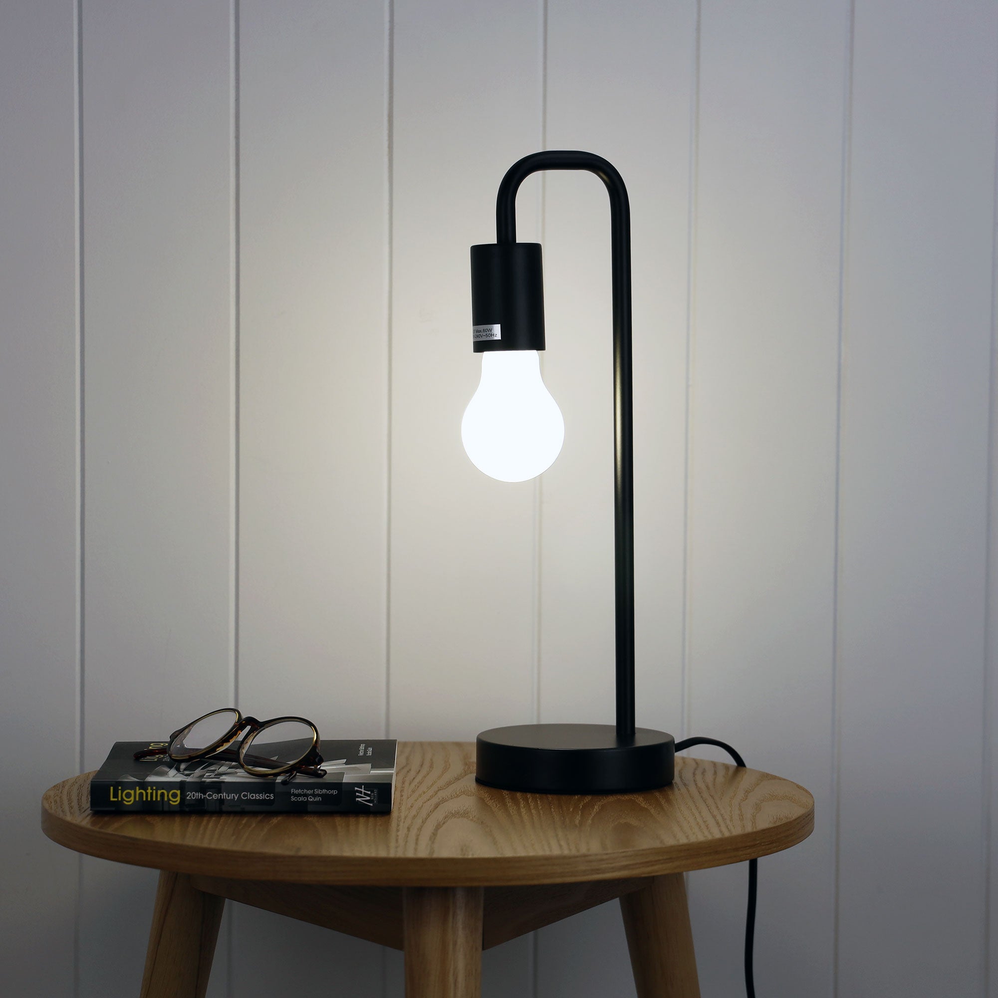 YORK TABLE LAMP BLACK - OL90132BK