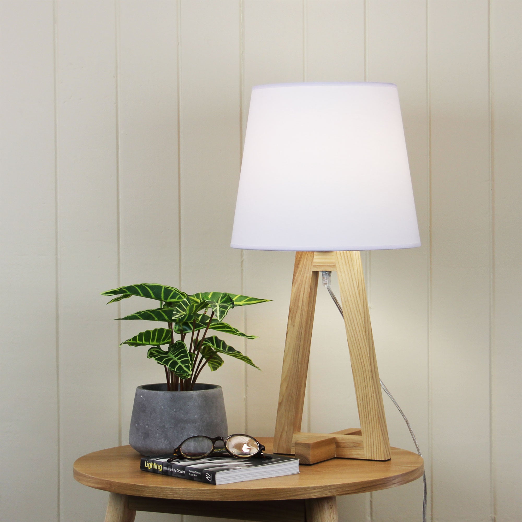 EDRA TABLE LAMP White Scandi Table Lamp with White Cotton Shade - OL93531WH
