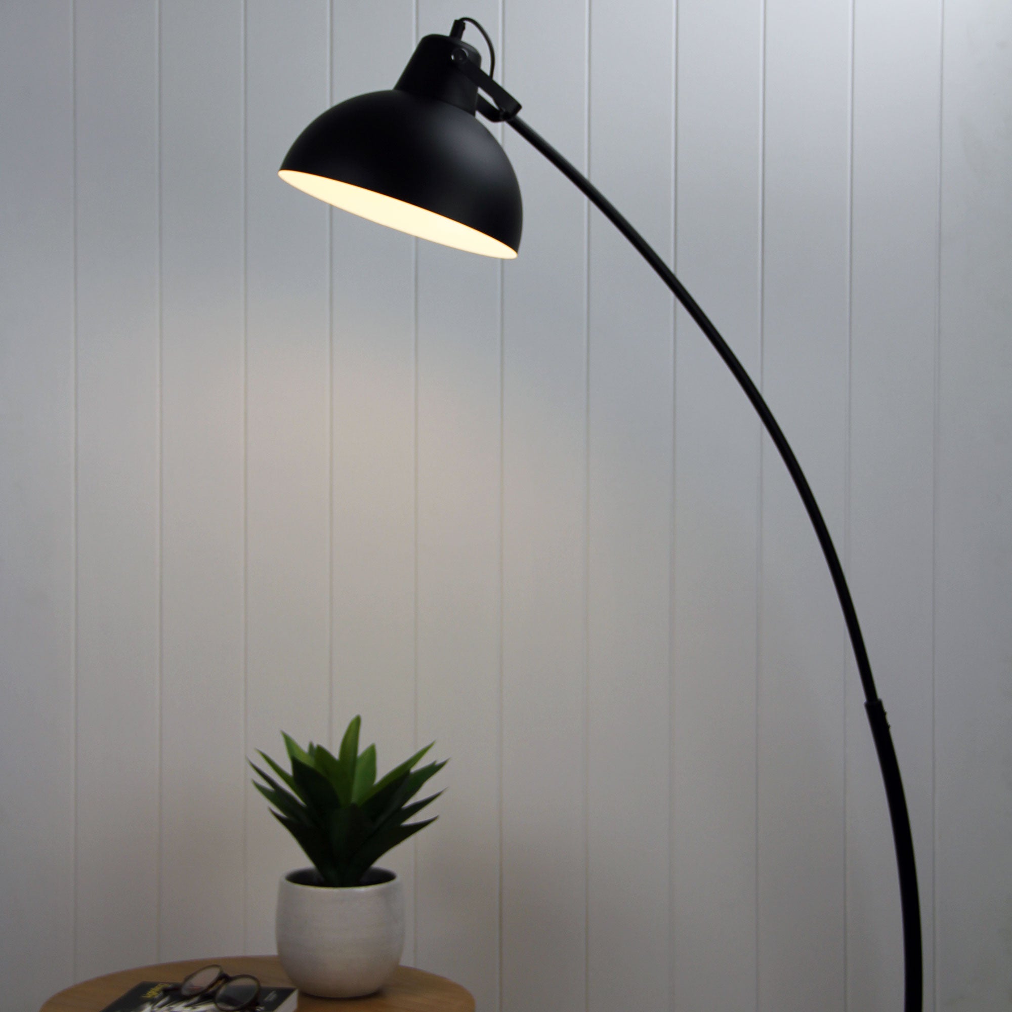LAGO FLOOR LAMP Black - OL93953BK